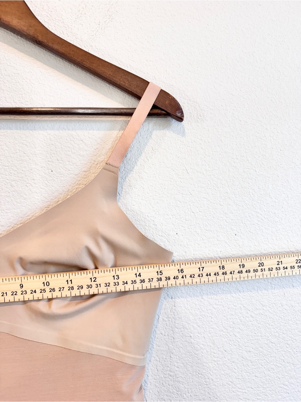HoneyLove LiftWear Tank Sand Nude Size Medium Shaper Shapewear Built In Bra H69 - Picture 7 of 10
